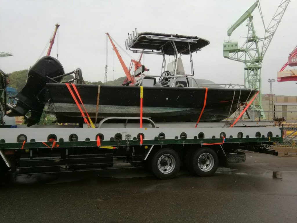 ボストンホエラー22EGE_WATER